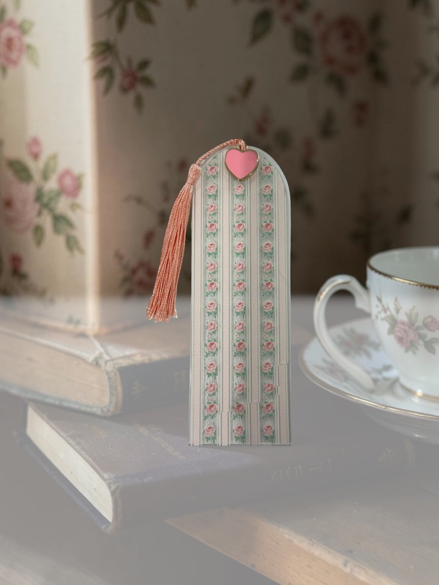 Book mark pink flowers